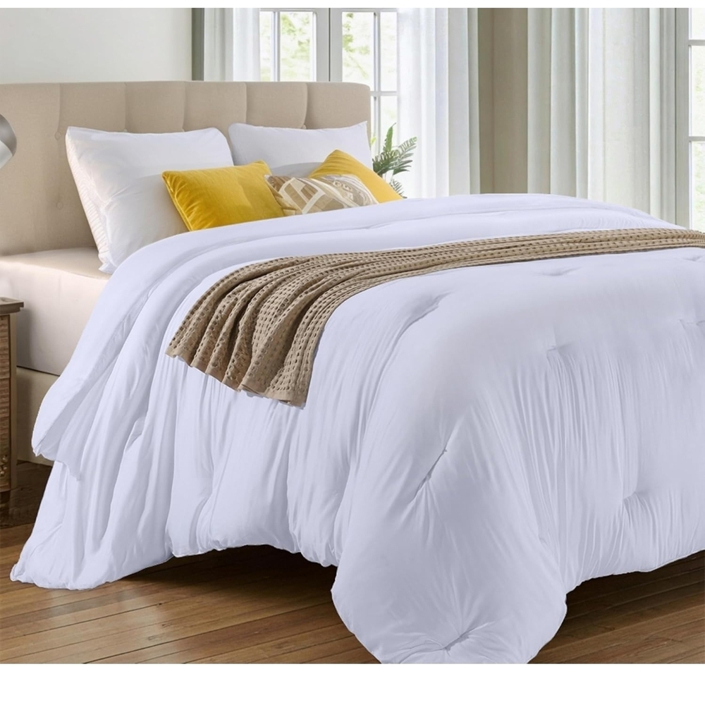 NIB Utopia Bedding Twin Size Comforter, All Season Duvet Insert, white